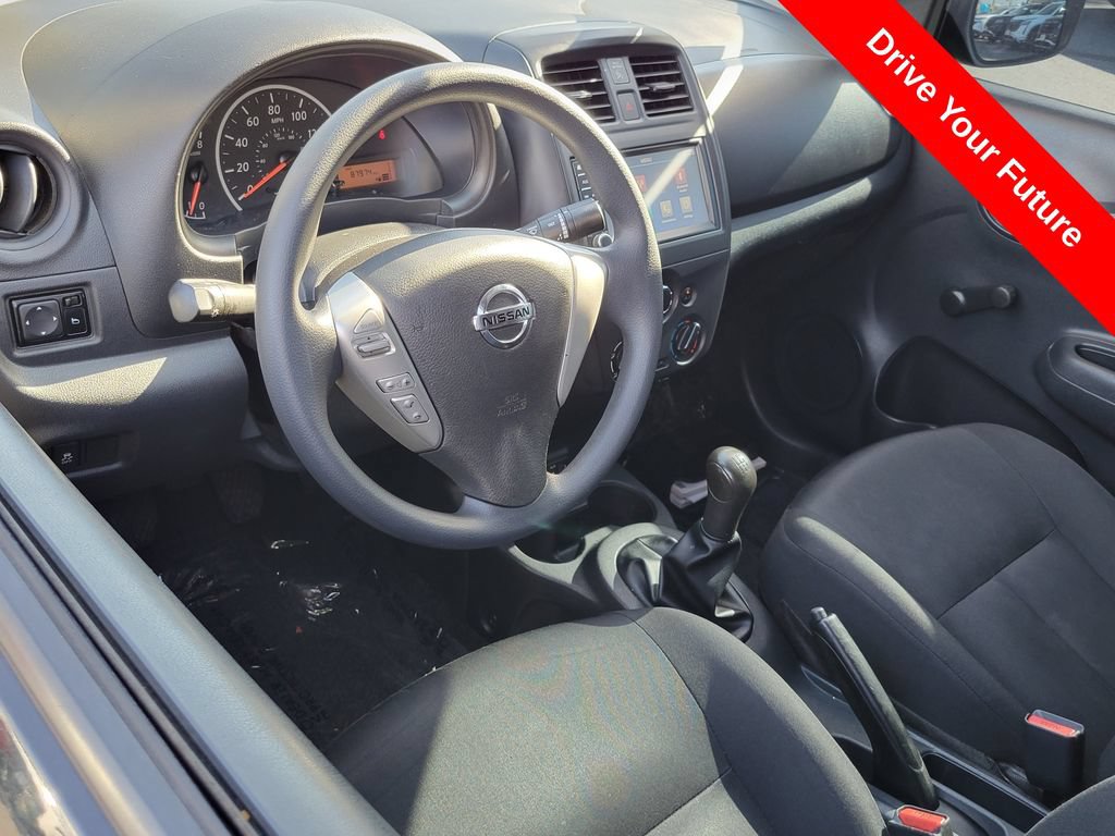 Used 2019 Nissan Versa S FWD image 5
