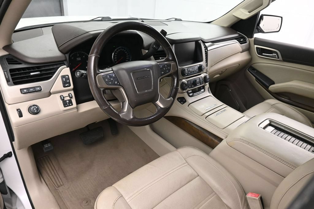 Used 2019 GMC Yukon Denali w/ Open Road Package RWD image 14