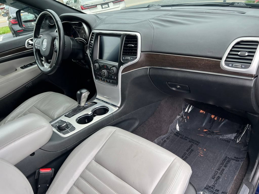 Used 2018 Jeep Grand Cherokee Limited AWD/4WD image 23