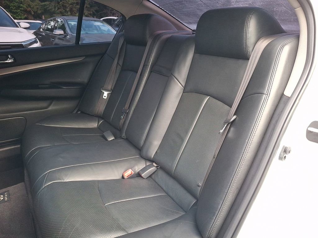 Used 2012 INFINITI G37 x Sedan w/ Premium Pkg AWD/4WD image 7