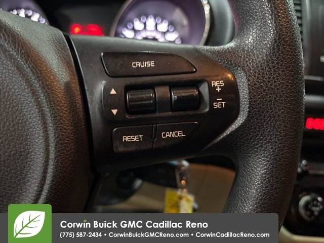 Used 2016 Kia Sedona LX w/ LX Convenience Package image 15