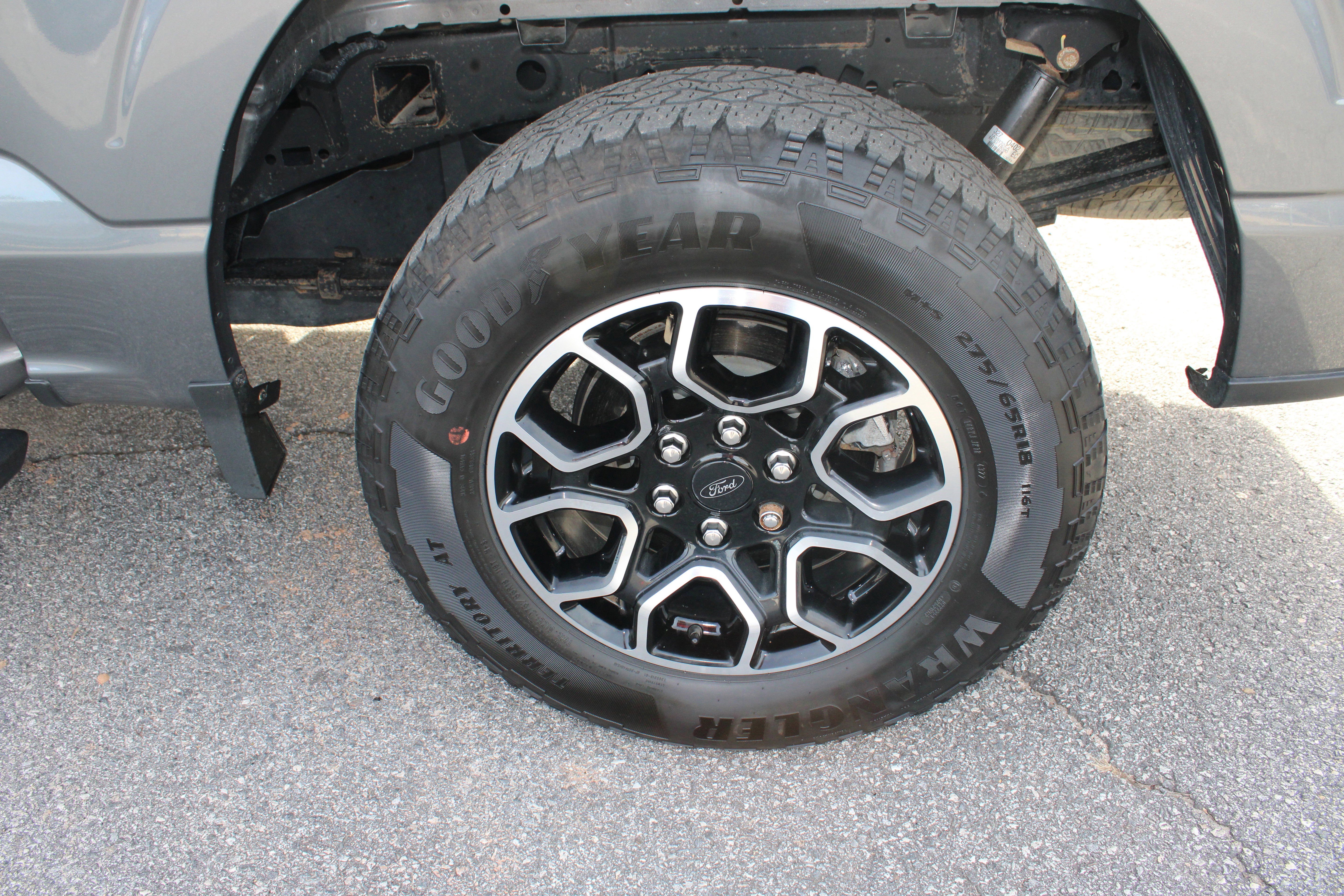 Used 2023 Ford F150 XLT w/ Equipment Group 302A High image 11