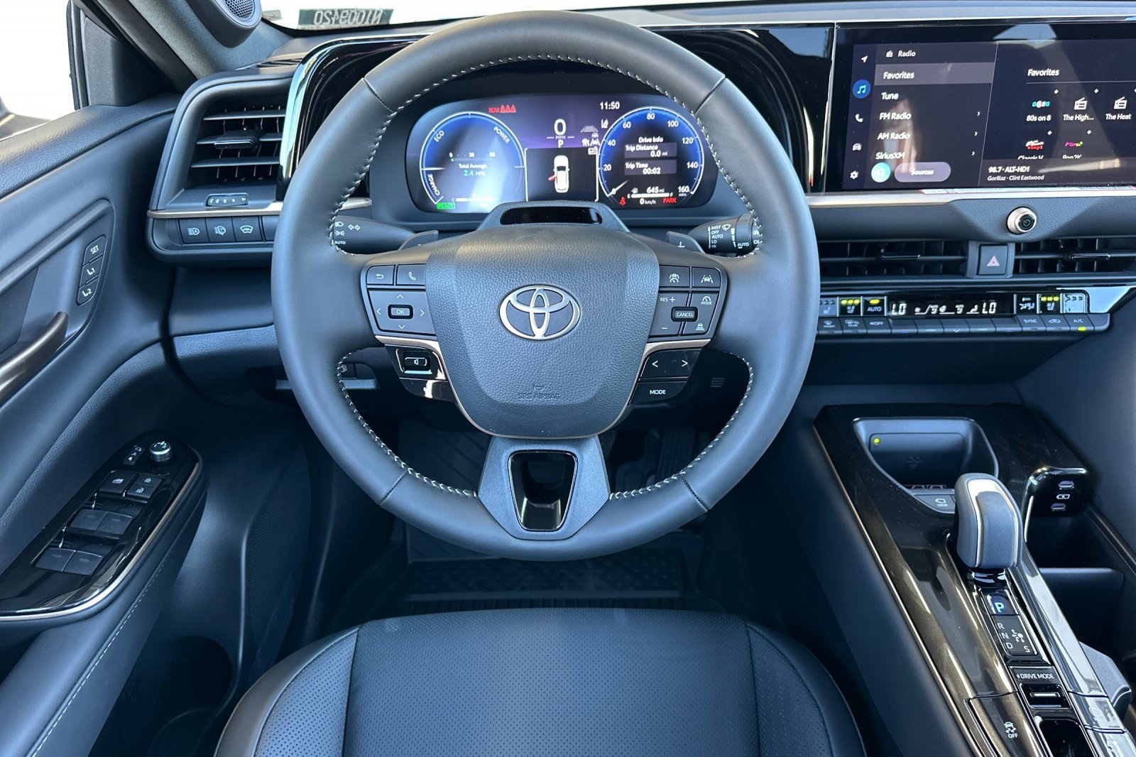 New 2025 Toyota Crown Signia image 13