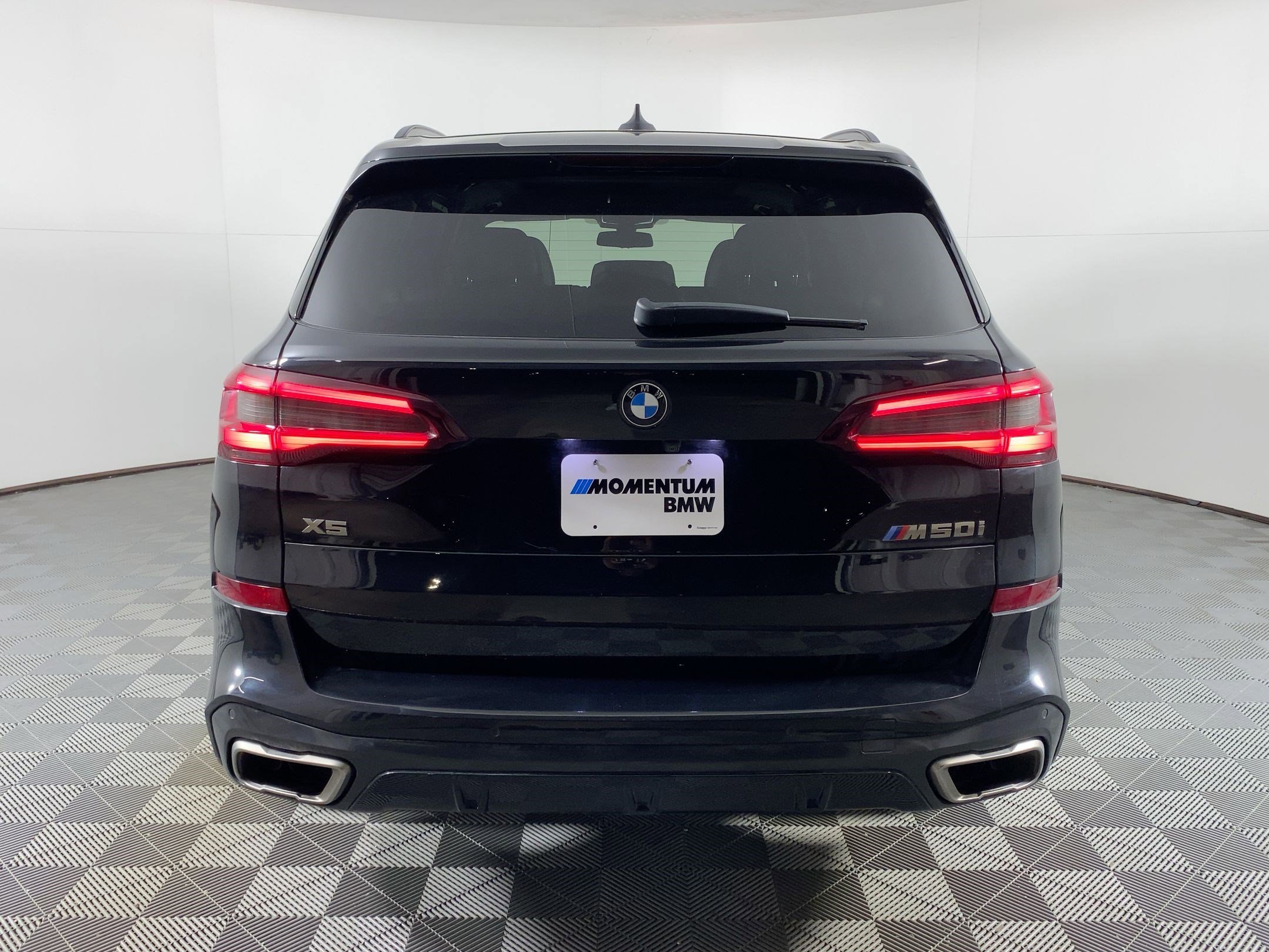 Certified 2023 BMW X5 M50i w/ Executive Package image 8