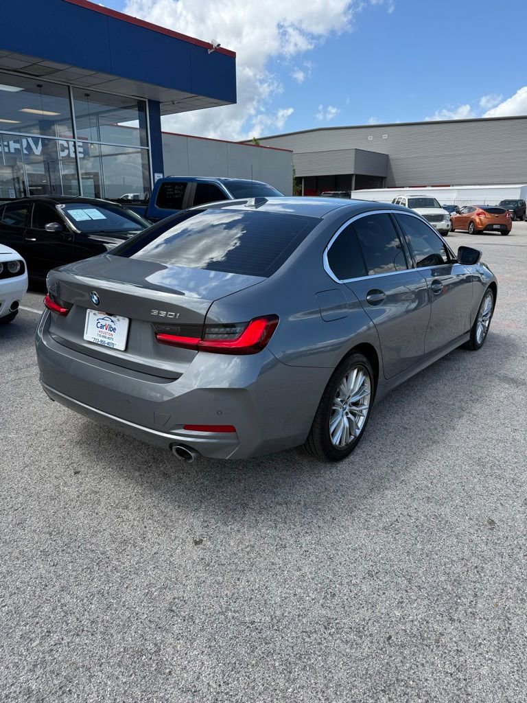 Used 2024 BMW 330i xDrive Sedan AWD/4WD image 6