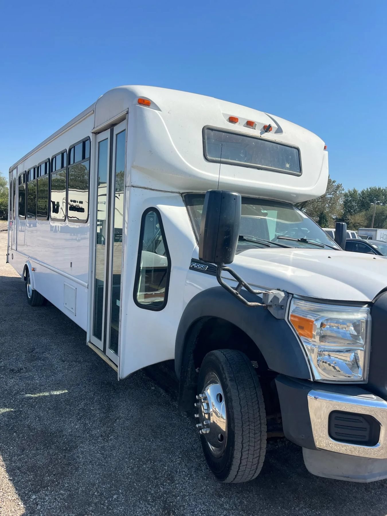 Used 2013 Ford F550 2WD Regular Cab Super Duty w/ Payload Upgrade Pkg image 3