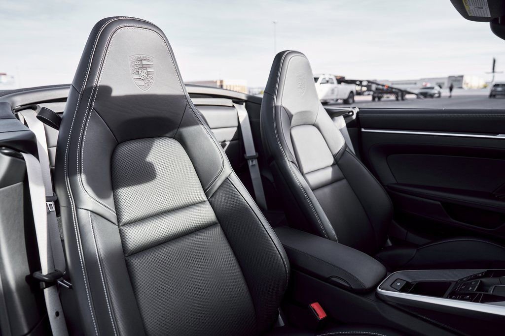 Used 2022 Porsche 911 Turbo S image 40