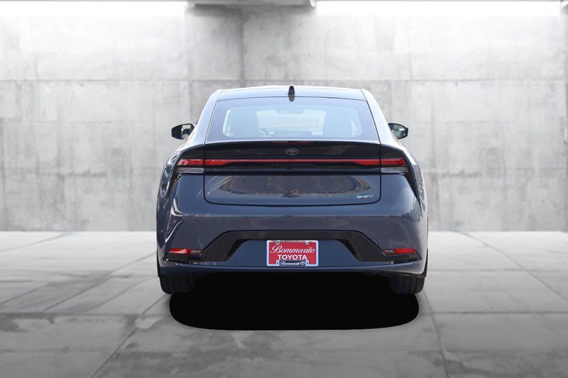 New 2026 Toyota Prius XLE image 6