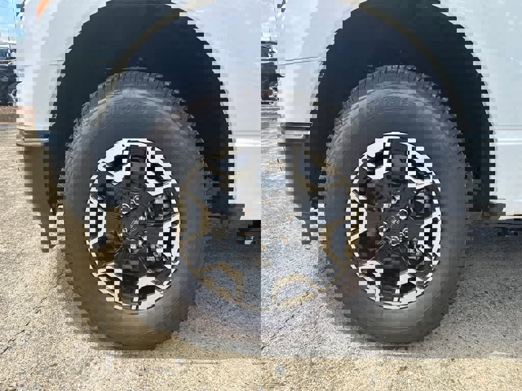 New 2023 Ford F150 Lightning Pro image 9