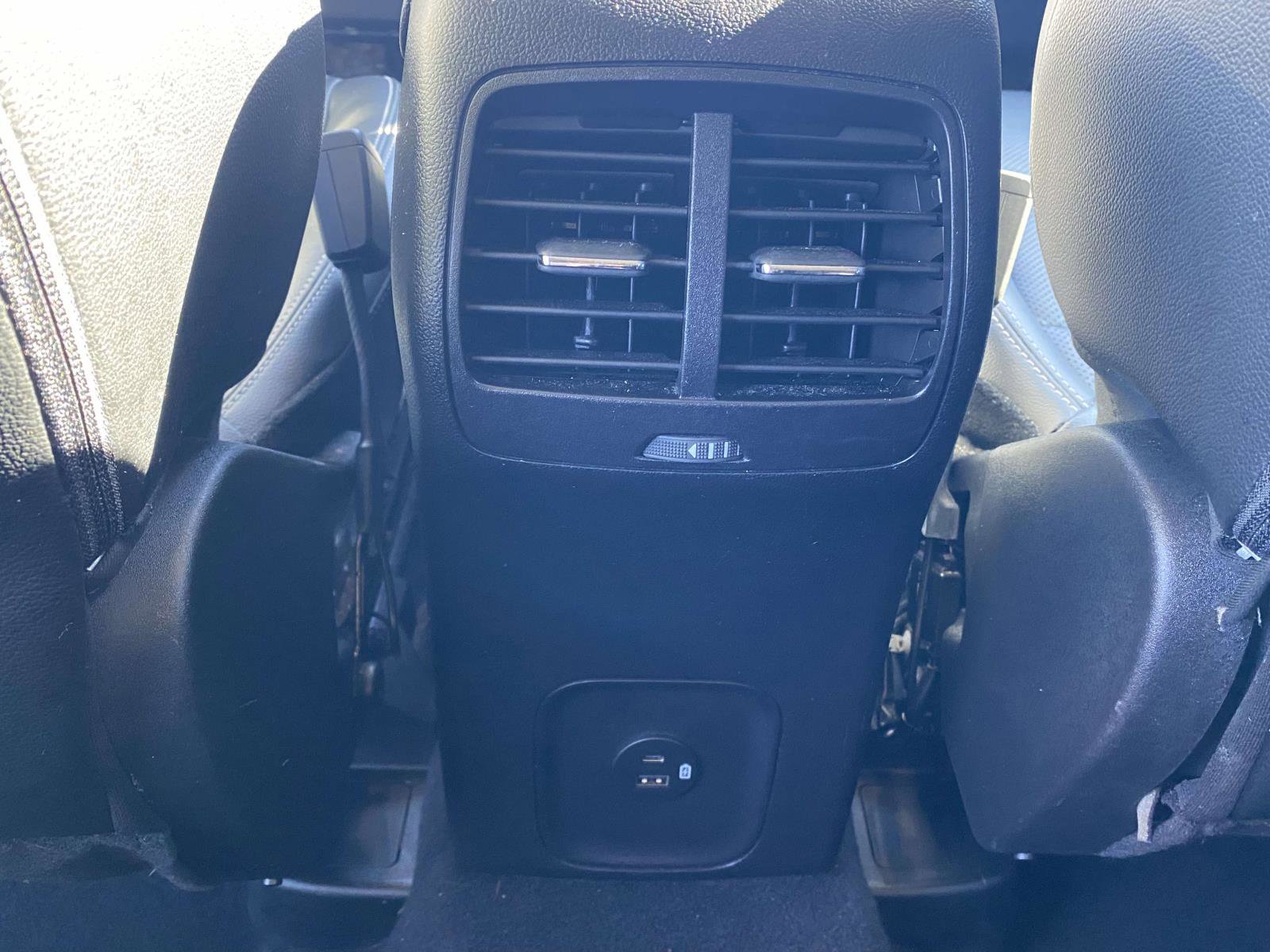 Used 2022 Ford Escape SEL FWD image 11