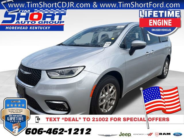 Used 2023 Chrysler Pacifica Touring-L