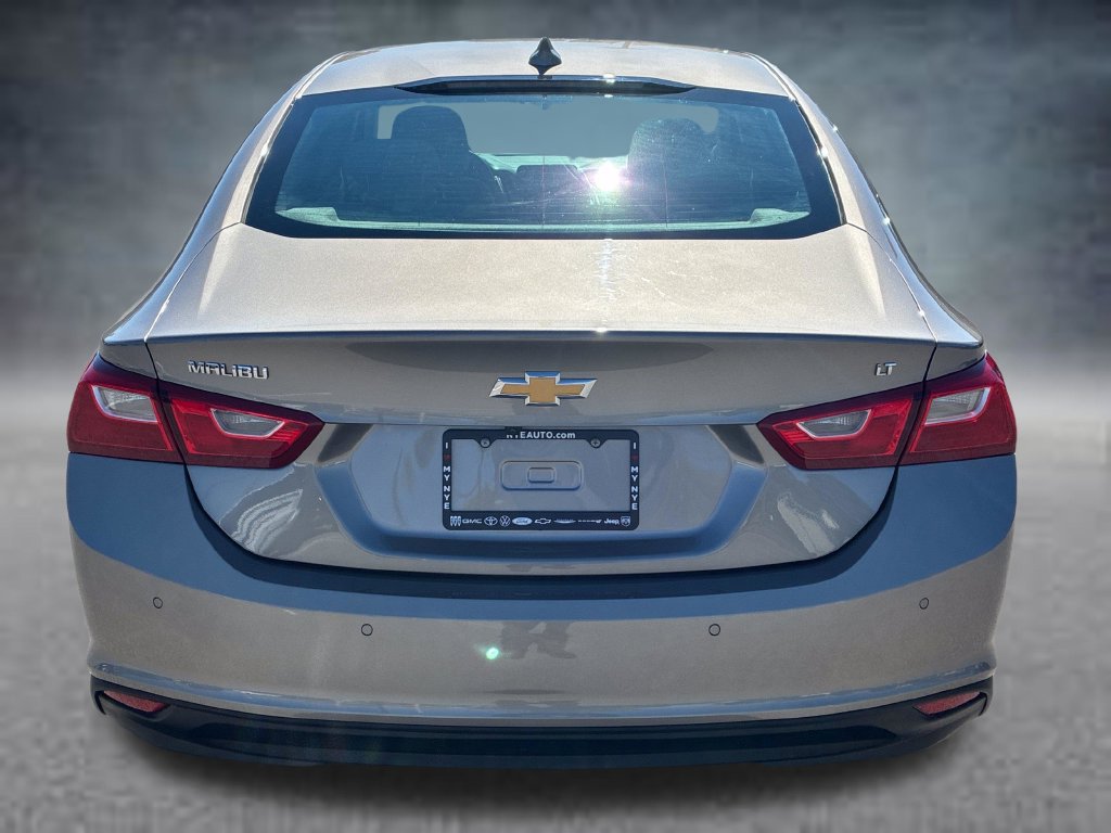 Used 2025 Chevrolet Malibu LT FWD image 5
