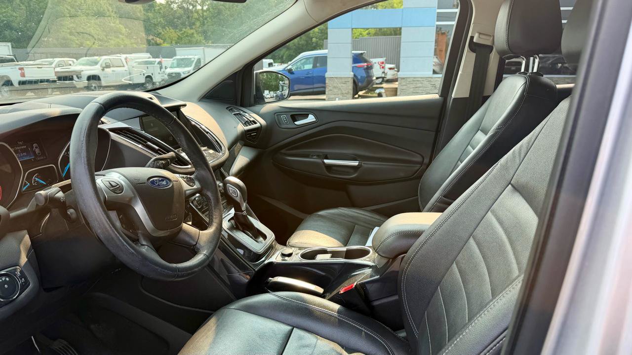 Used 2014 Ford Escape Titanium AWD/4WD image 14