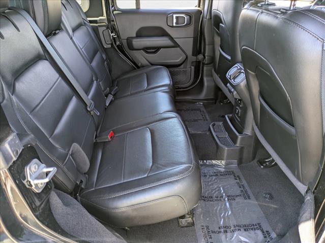 Used 2021 Jeep Wrangler Unlimited Sahara image 18