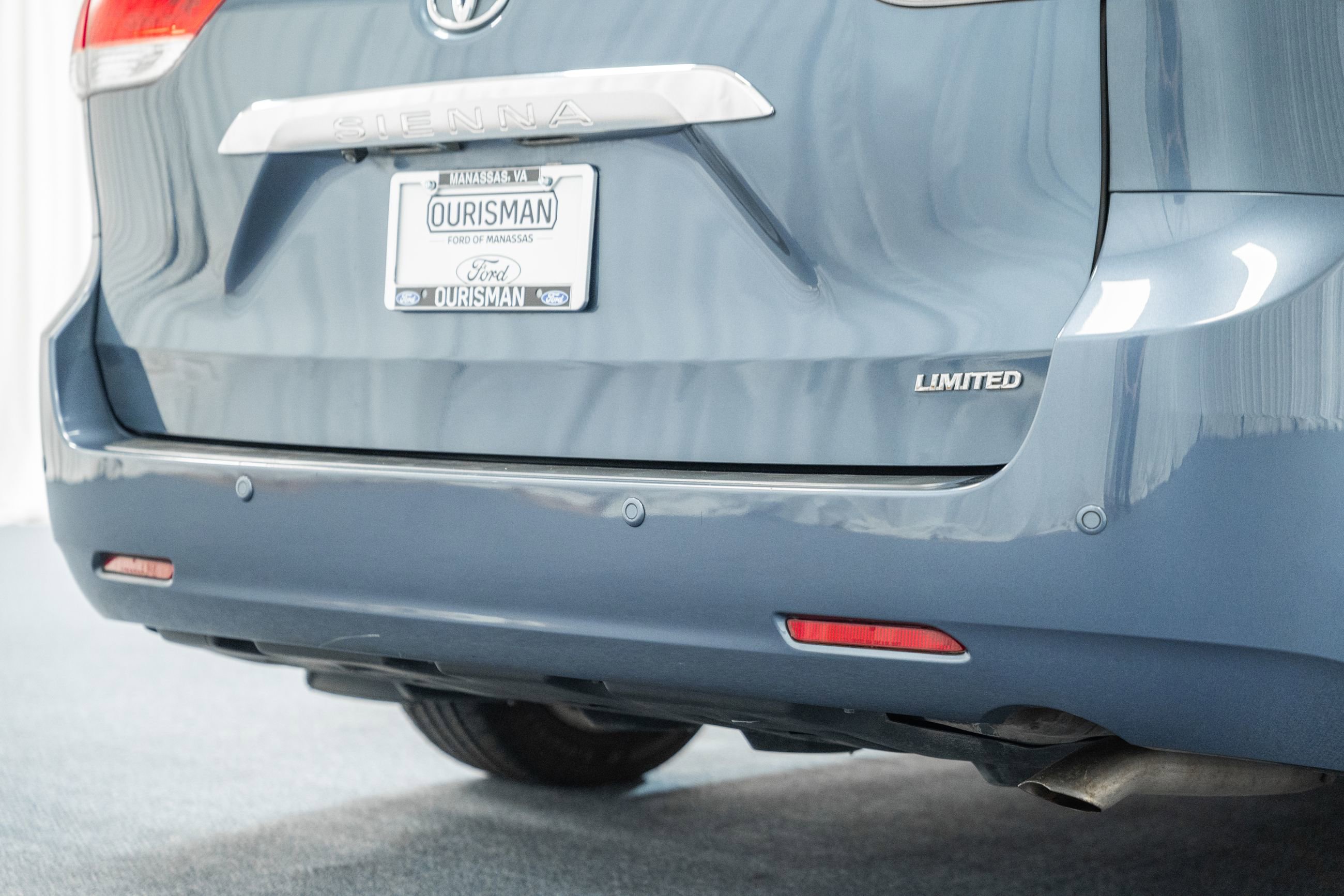 Used 2014 Toyota Sienna Limited image 21