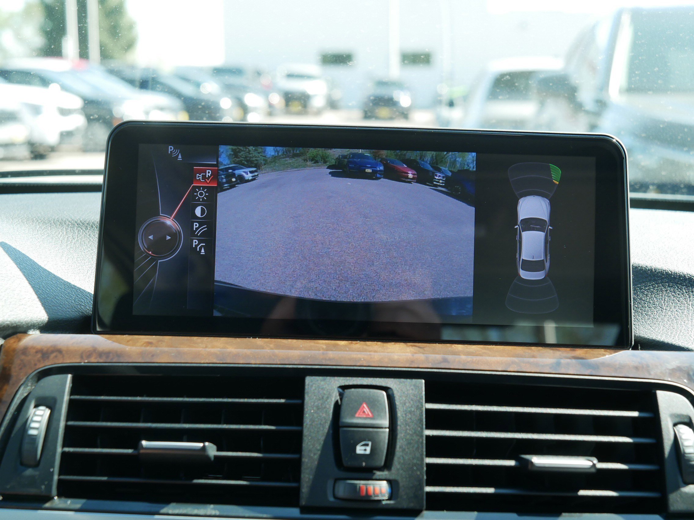 Used 2015 BMW 320i xDrive Sedan AWD/4WD image 27