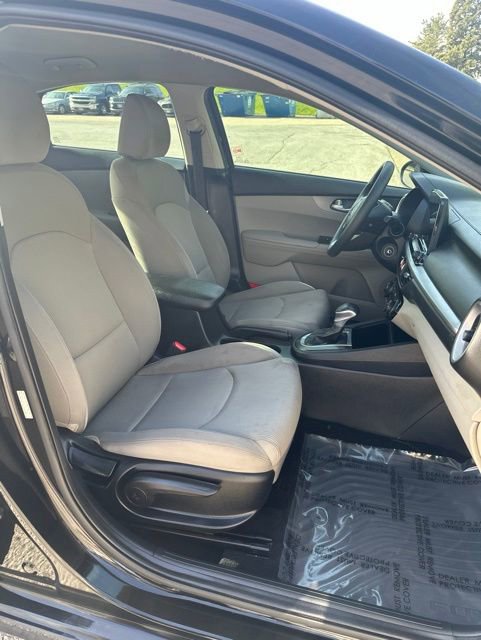 Used 2019 Kia Forte LXS FWD image 40