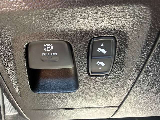 Used 2022 RAM 1500 Big Horn RWD image 15
