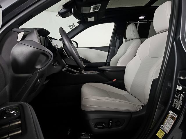 Used 2025 Lexus TX 350 AWD w/ Technology Package image 16