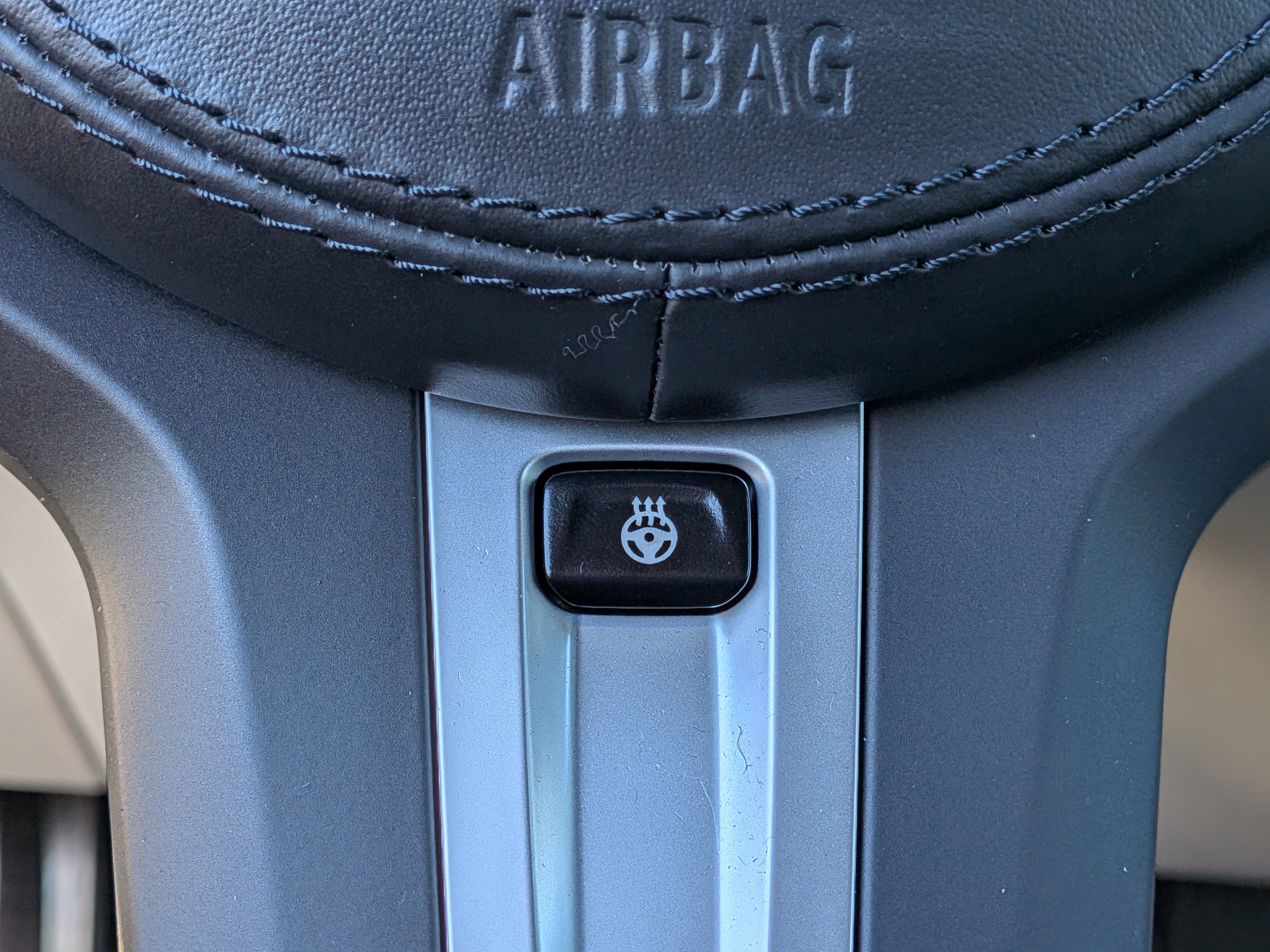 Used 2023 BMW 540i xDrive w/ Executive Package image 28