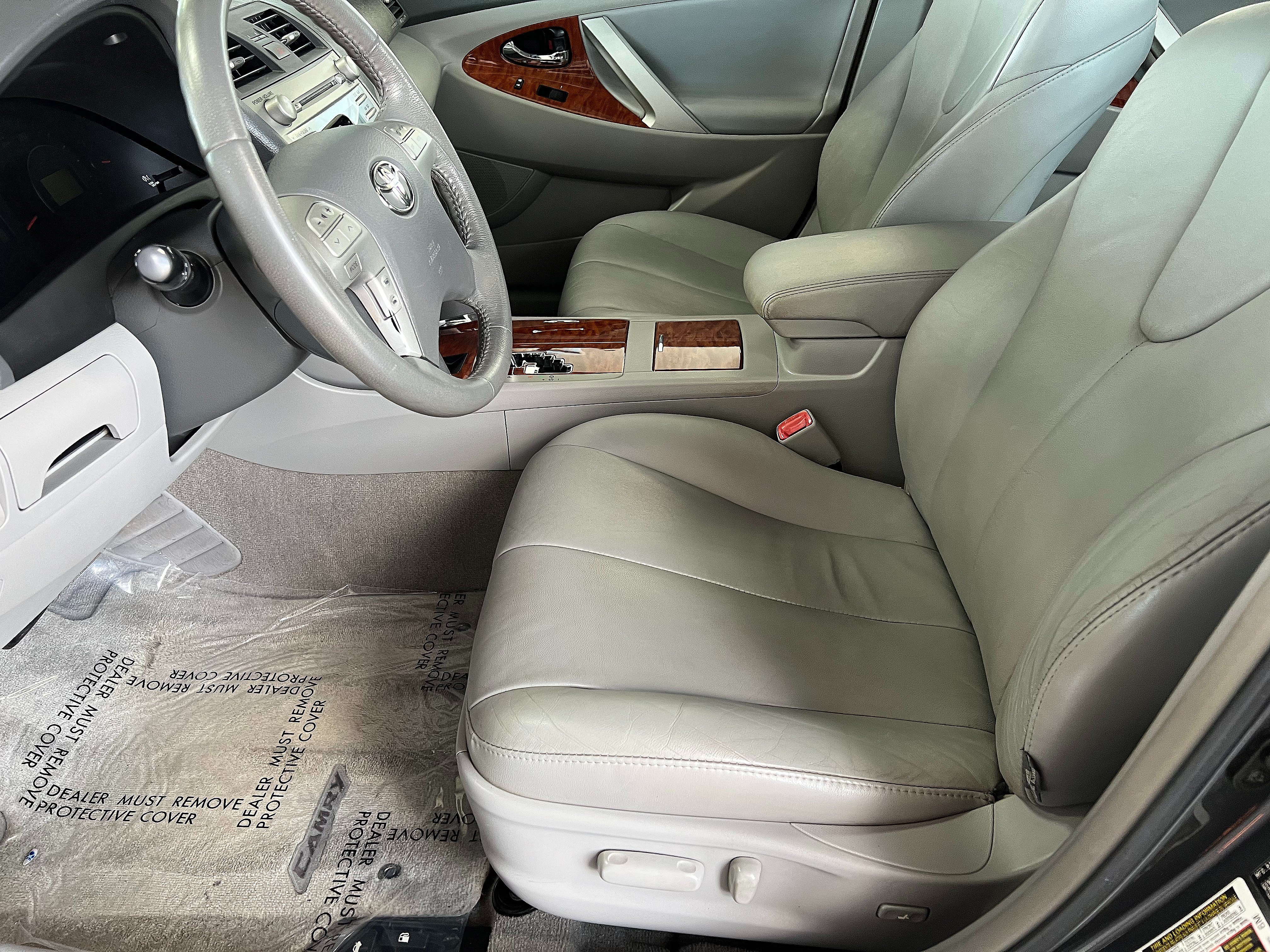 Used 2009 Toyota Camry XLE FWD image 10