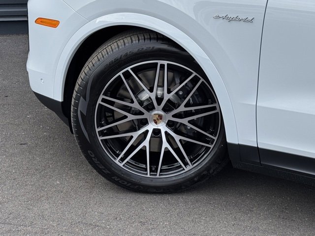New 2026 Porsche Cayenne E-Hybrid image 12