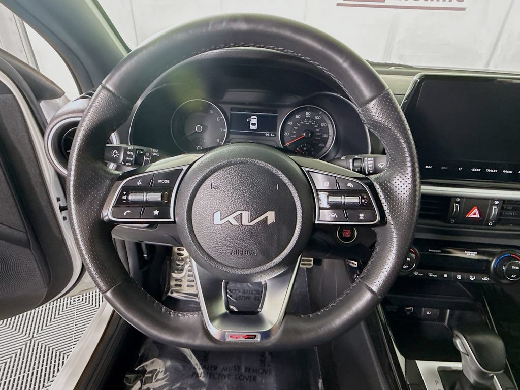 Certified 2024 Kia Forte GT-Line FWD image 20