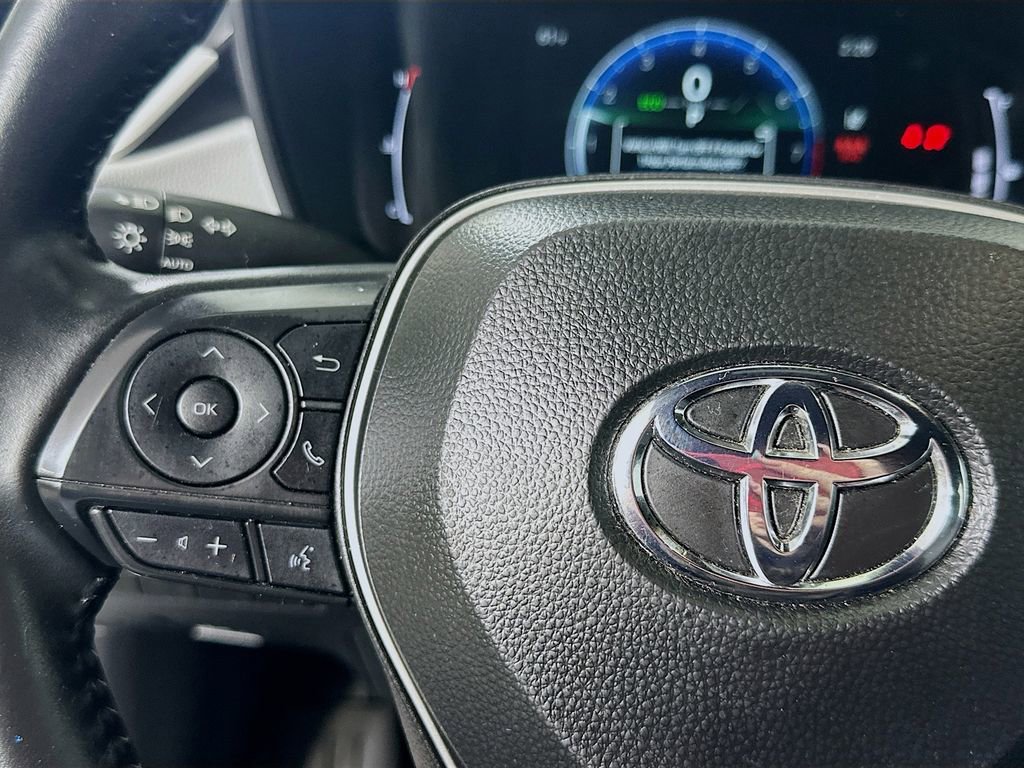 Used 2025 Toyota Corolla FX w/ Convenience Package image 22