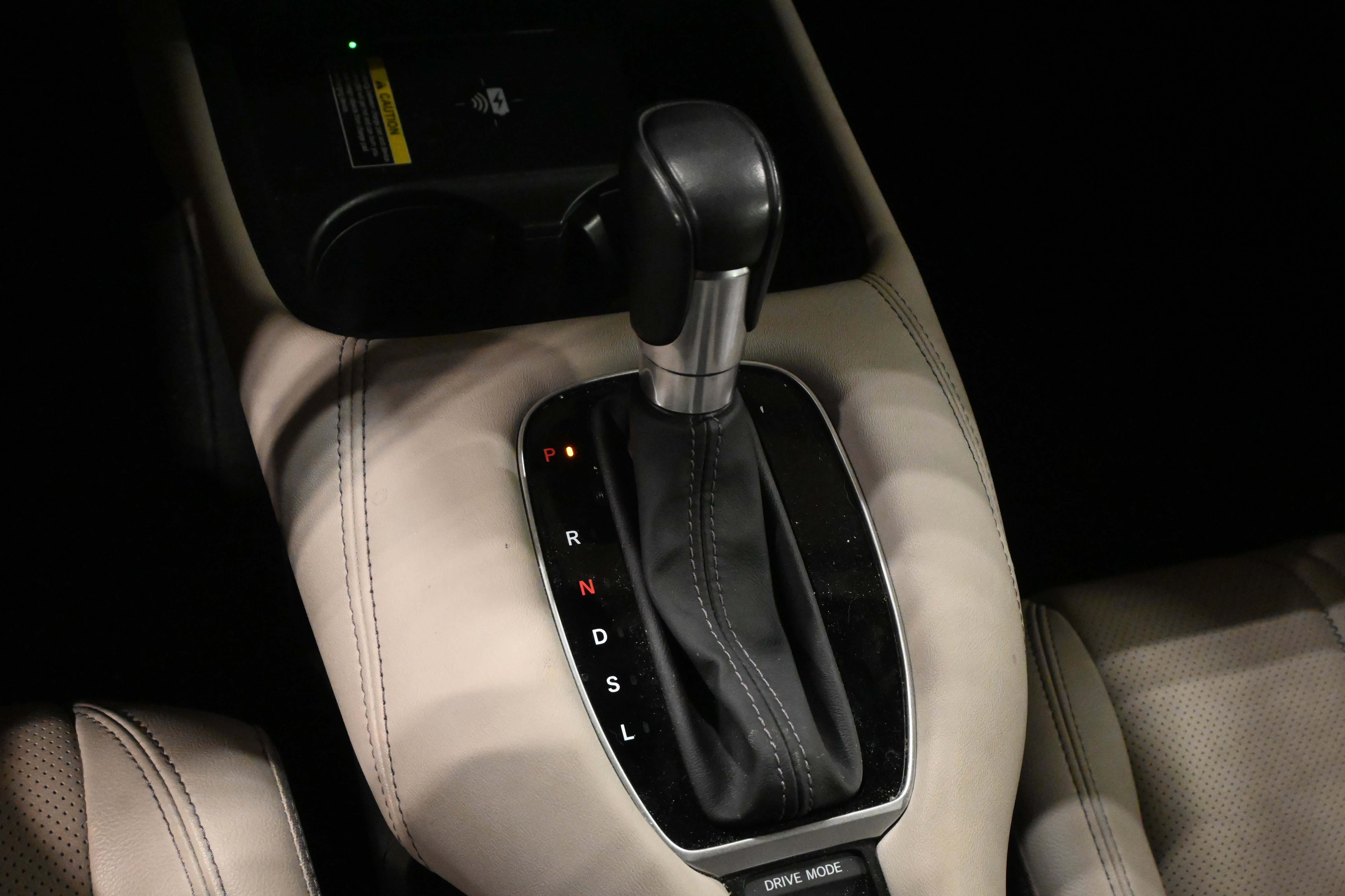 Used 2024 Honda HR-V EX-L image 16