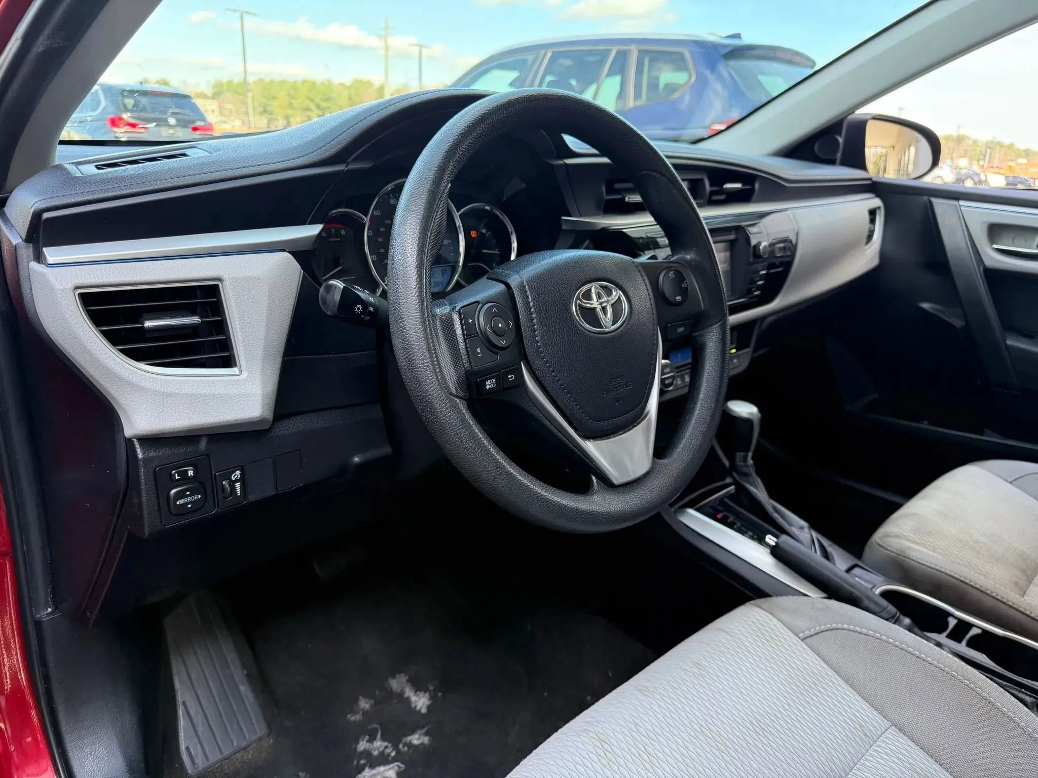 Used 2016 Toyota Corolla L image 17