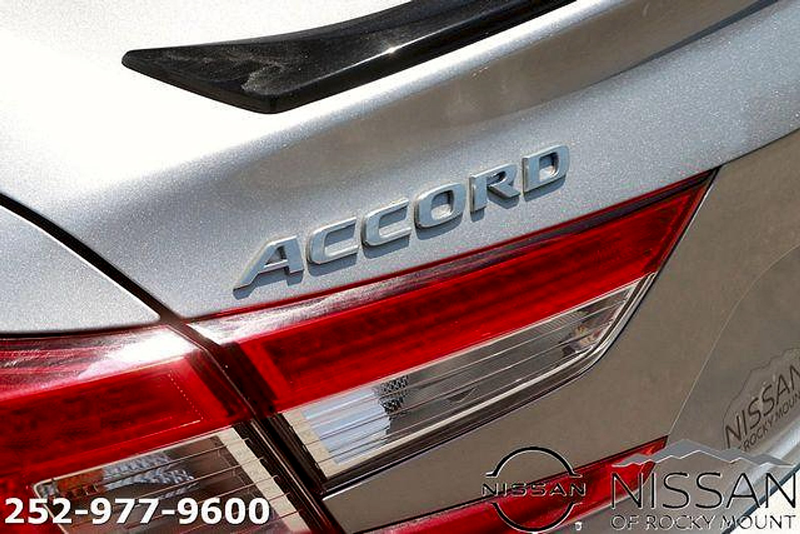 Used 2022 Honda Accord Sport image 9
