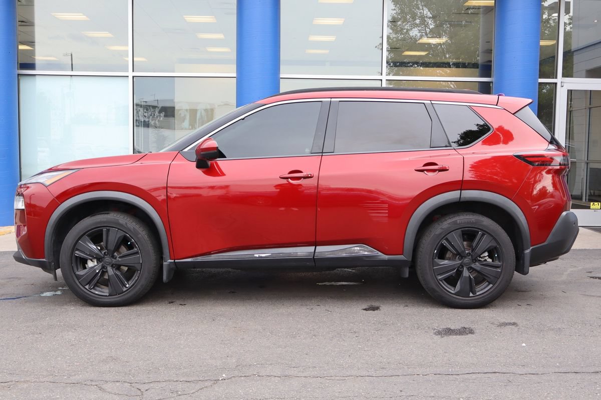 Used 2022 Nissan Rogue SL AWD/4WD image 2