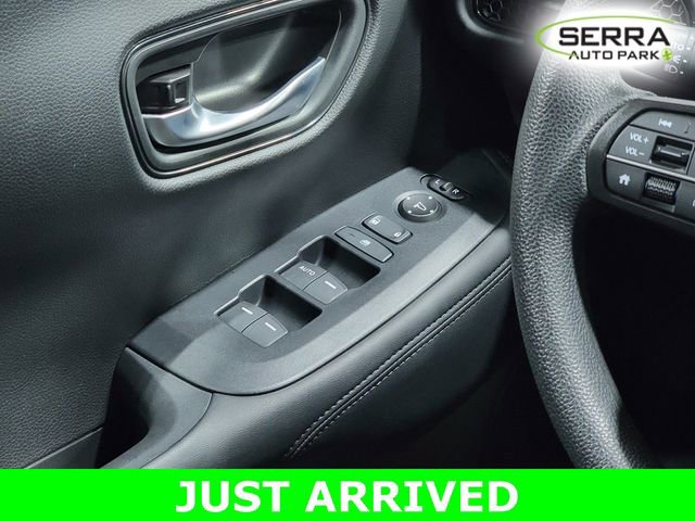 Certified 2025 Honda HR-V LX image 24