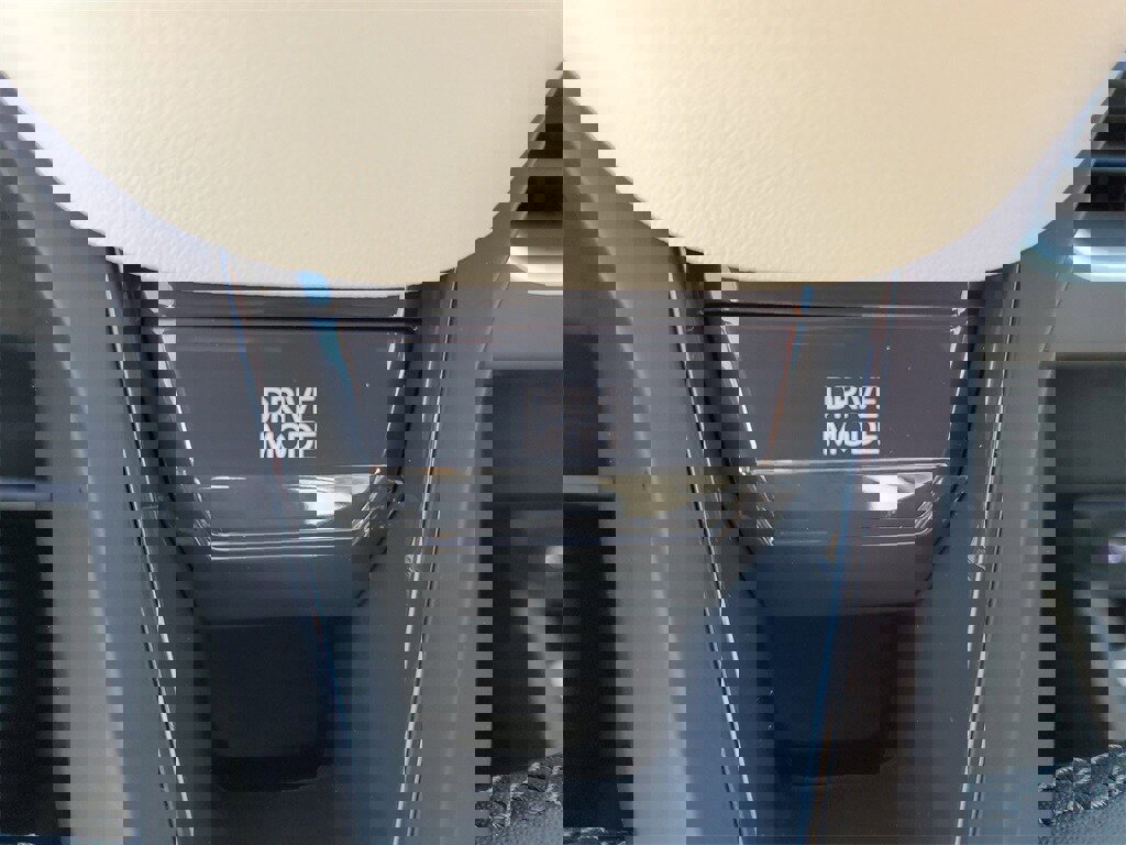 New 2025 Kia K4 GT-Line image 13