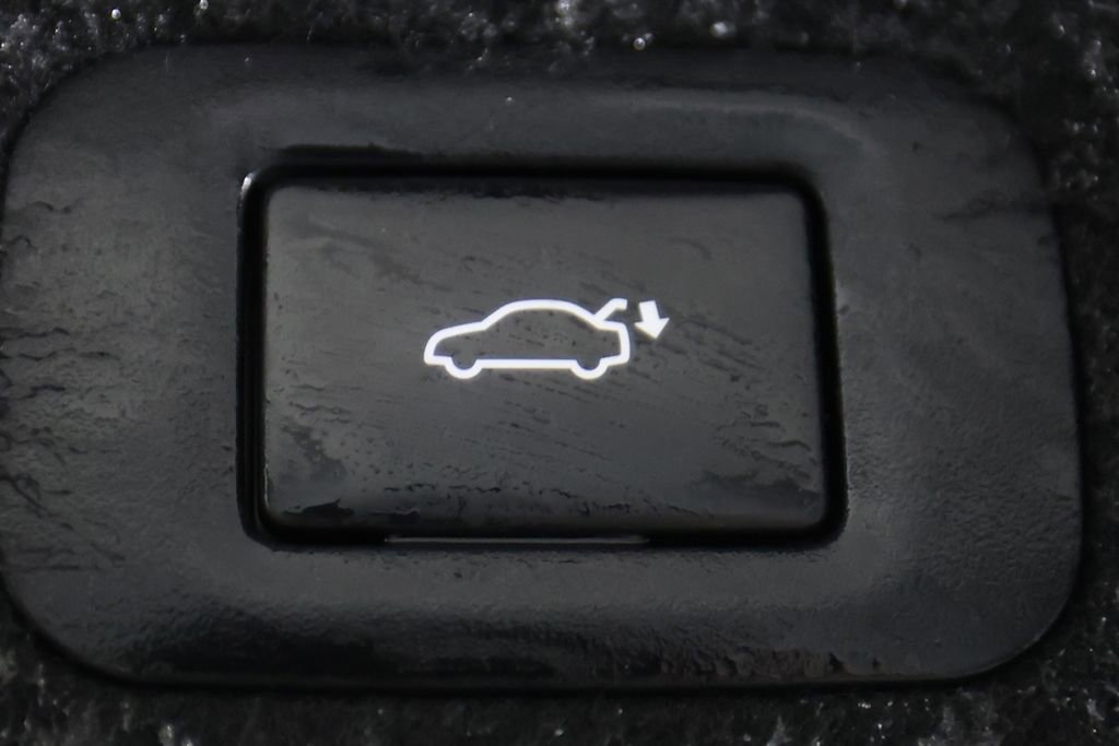 Used 2018 Lexus LS 500 F Sport w/ Performance Package image 13