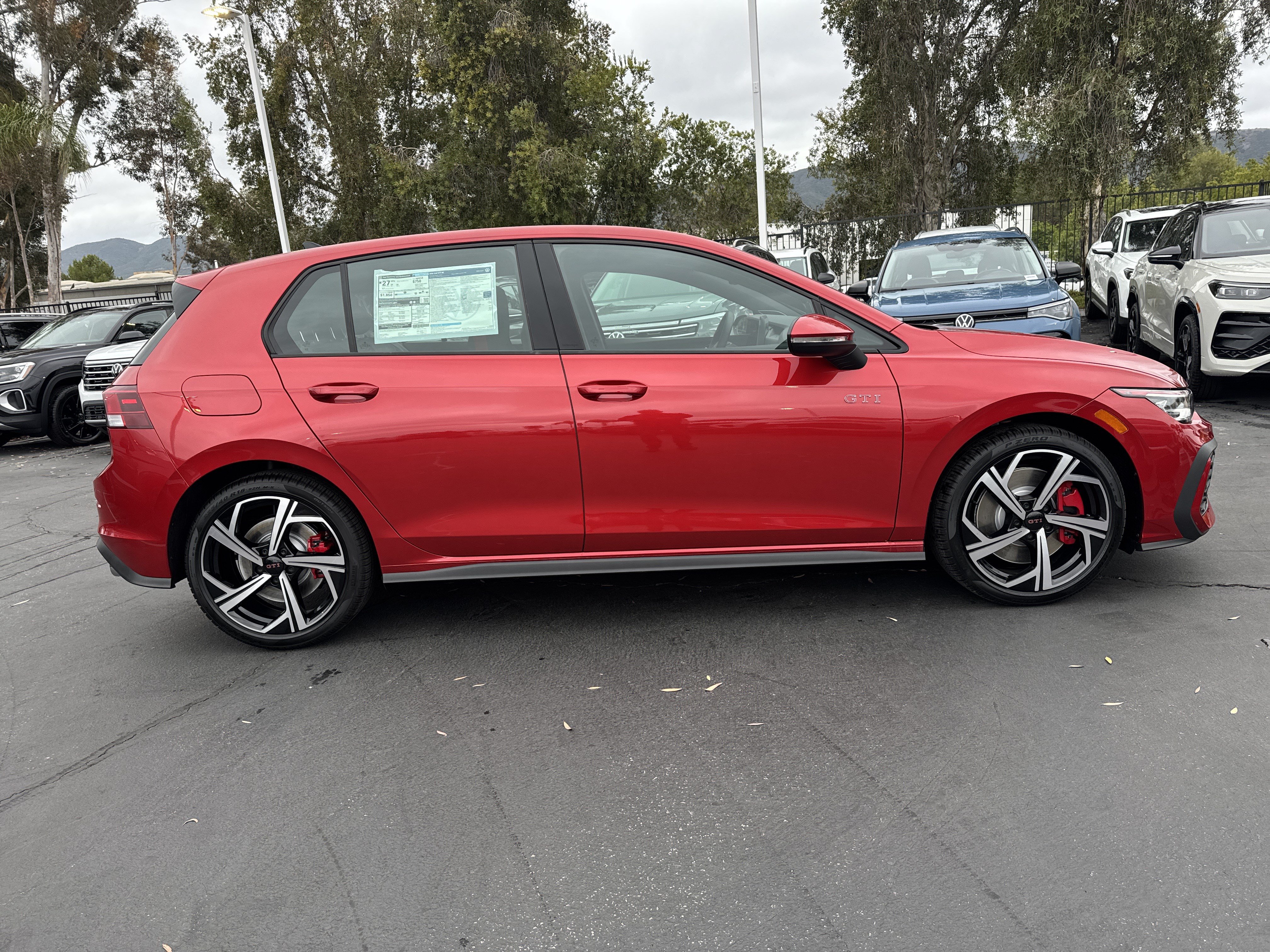 New 2026 Volkswagen Golf SE FWD image 9