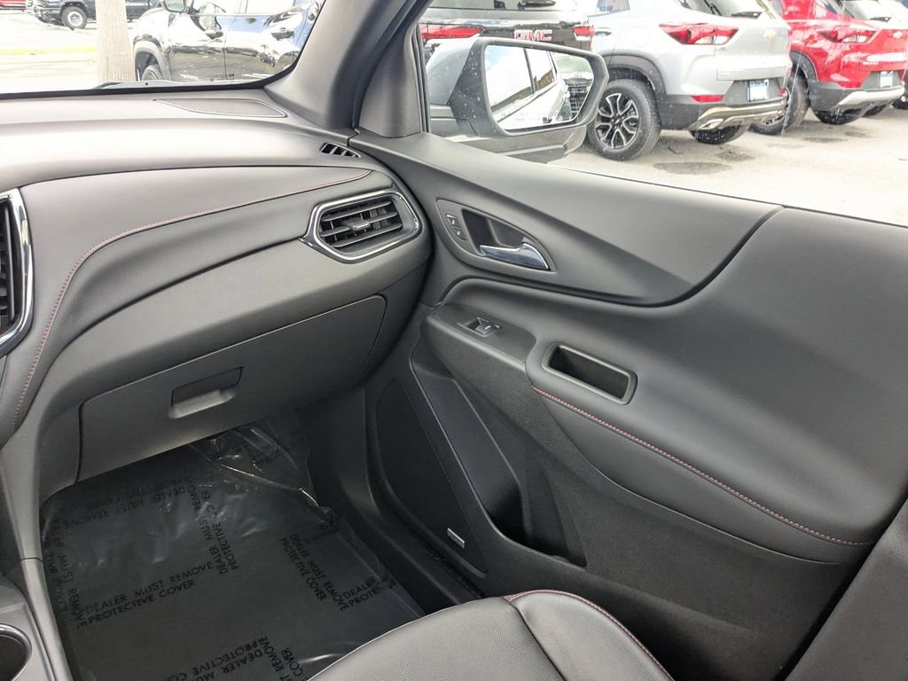 Certified 2024 Chevrolet Equinox RS w/ RS Leather Package image 16