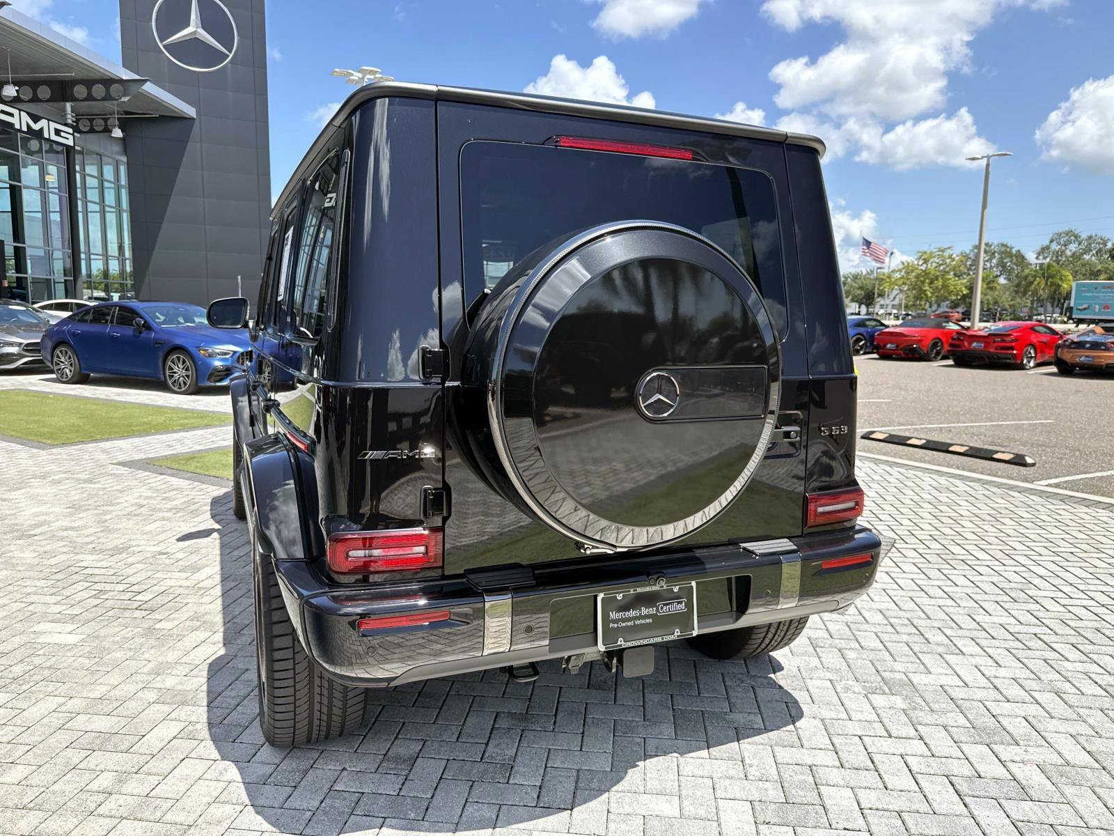 Certified 2025 Mercedes-Benz G 63 AMG 4MATIC w/ AMG Performance Package image 9