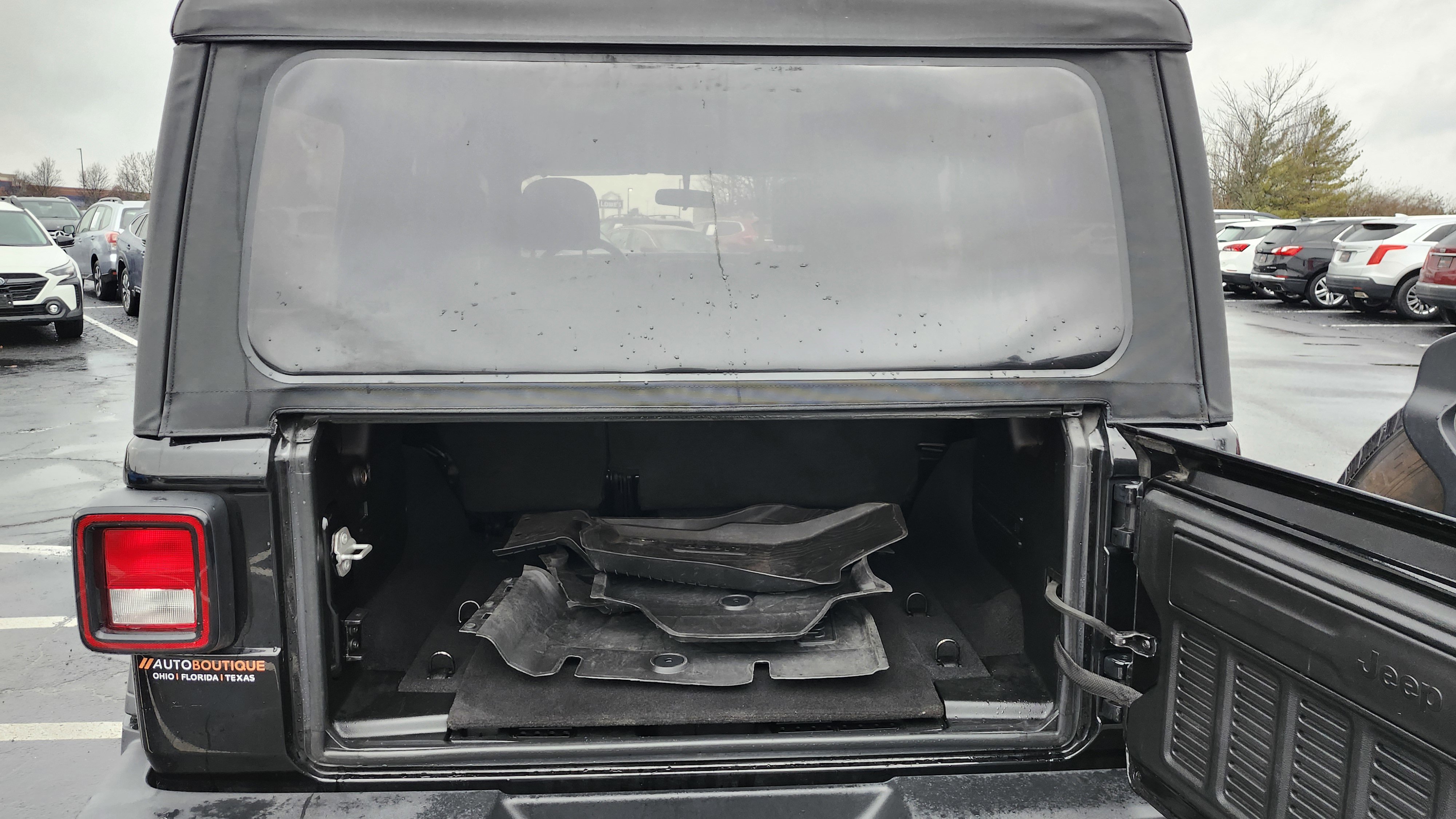 Used 2023 Jeep Wrangler Sport image 21