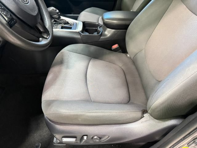 Used 2019 Toyota RAV4 XLE w/ Convenience Package FWD image 24