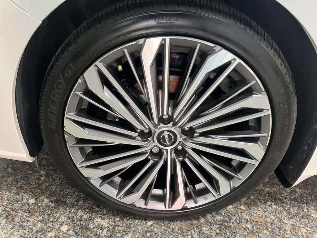 Used 2023 Nissan Altima 2.5 SL image 10