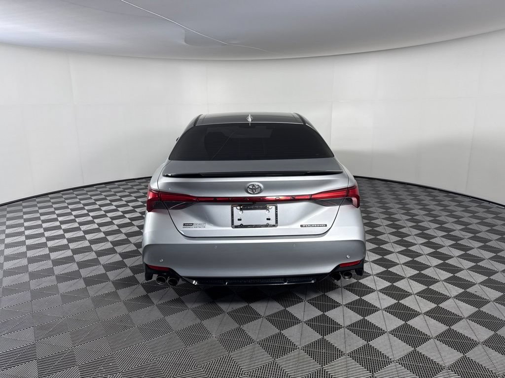 Used 2022 Toyota Avalon Touring w/ Advanced Safety Package FWD image 4