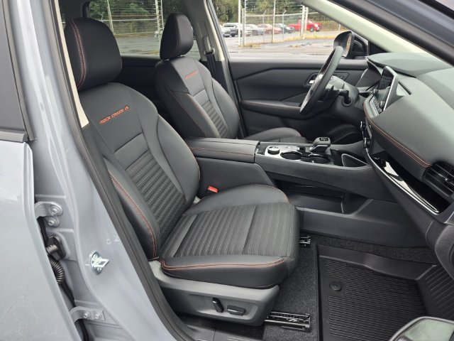 New 2026 Nissan Rogue SV AWD/4WD image 14