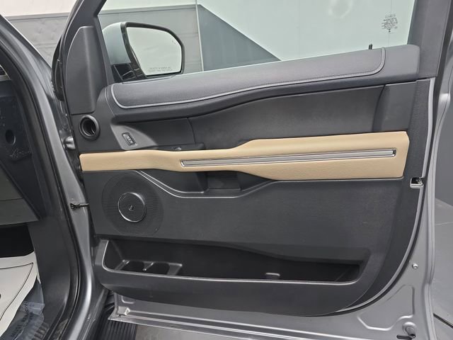 Used 2024 Ford Expedition Max Limited image 54