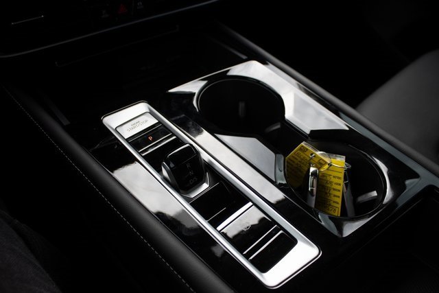 Used 2024 Volkswagen Atlas SE image 34