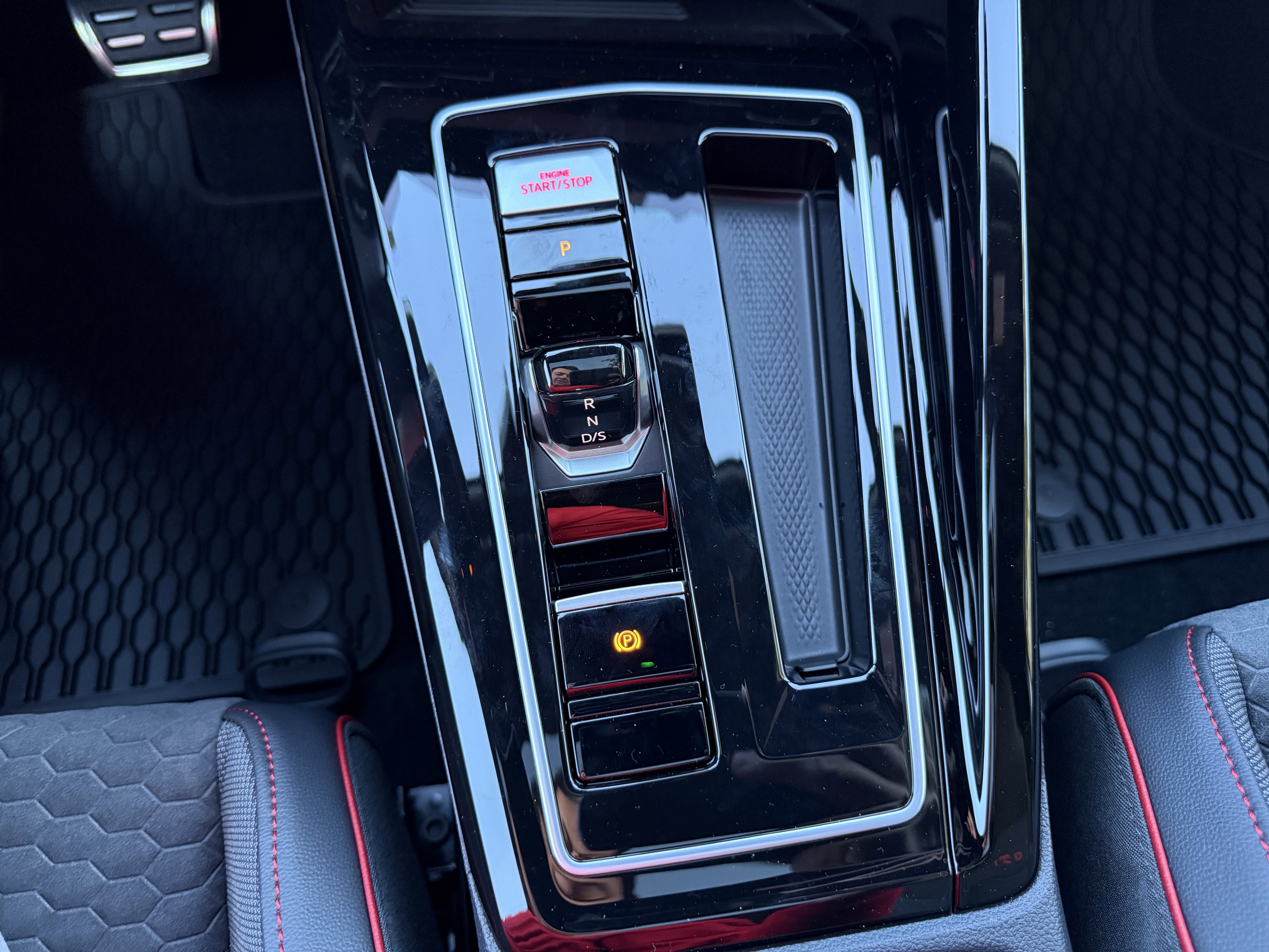 New 2026 Volkswagen GTI SE image 19