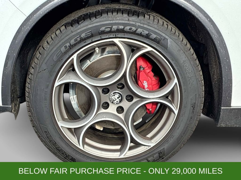 Used 2022 Alfa Romeo Stelvio Ti image 16