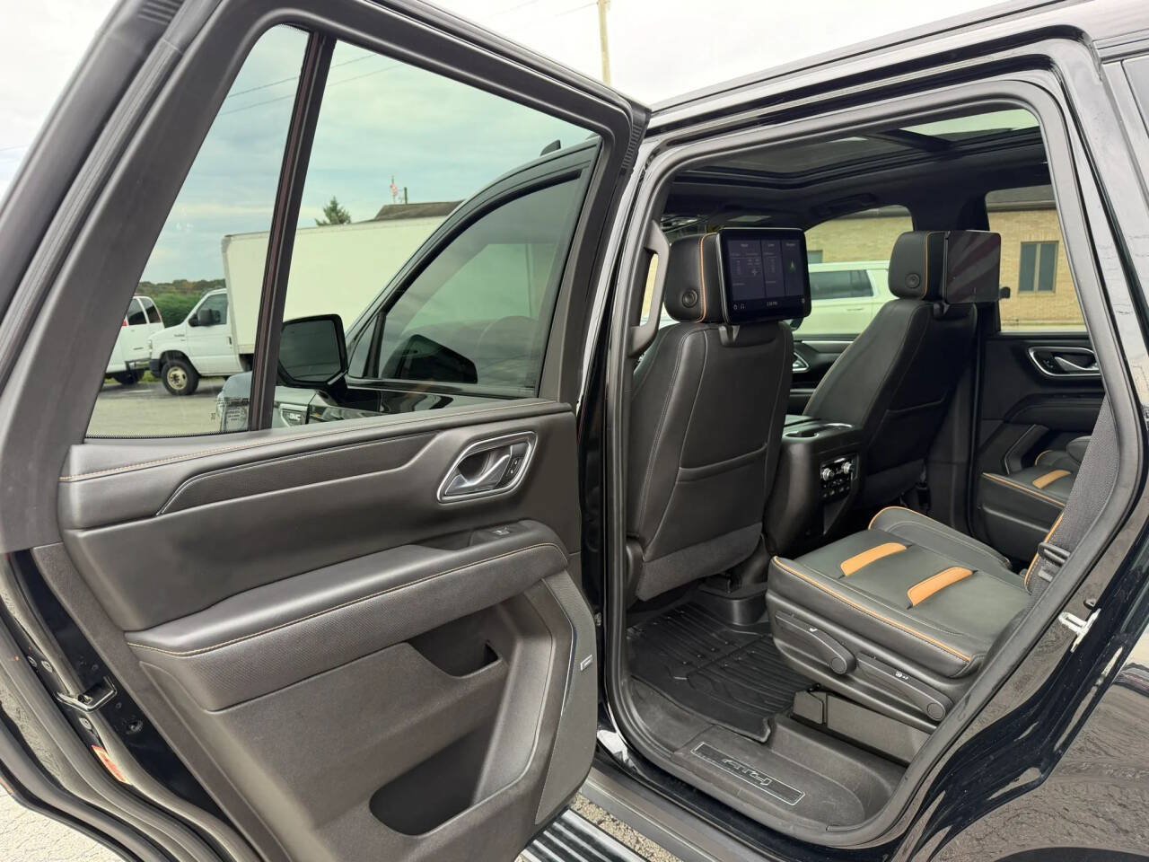 Used 2021 GMC Yukon AT4 w/ AT4 Premium Plus Package AWD/4WD image 26