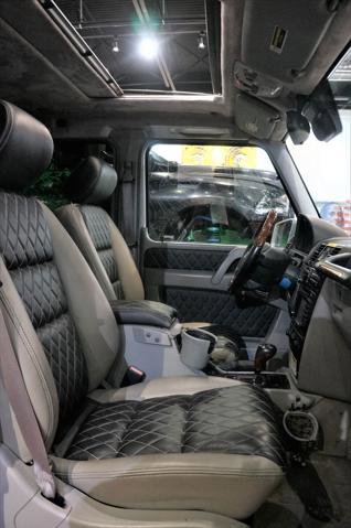 Used 2004 Mercedes-Benz G 500 image 22