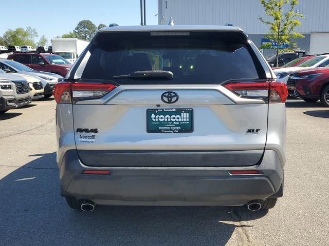 Used 2020 Toyota RAV4 XLE w/ All Weather Liner Package image 5